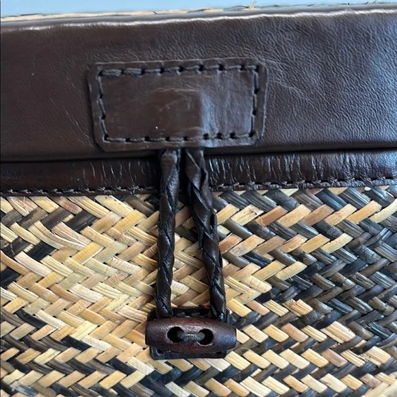 The Sak | Rattan & Leather Crossbody Bag ✨ - Picture 12 of 15